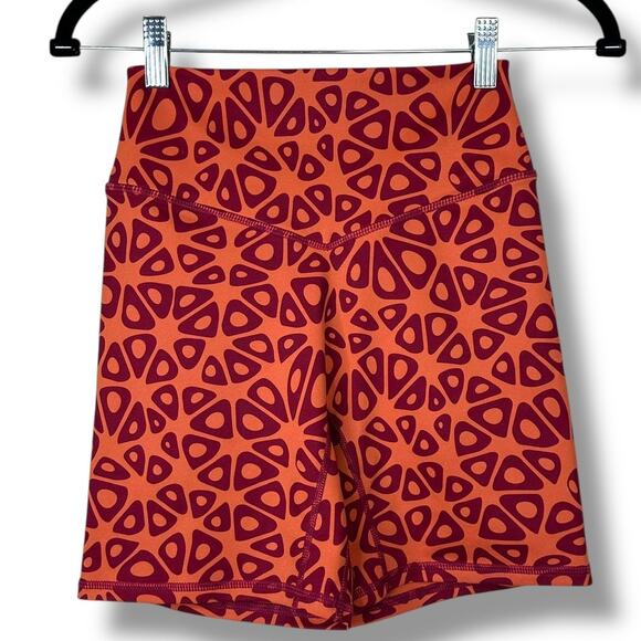 Balance Athletica The Vitality x Cosmopolitan Wildberry Ascend Volley Shorts - Picture 2 of 11